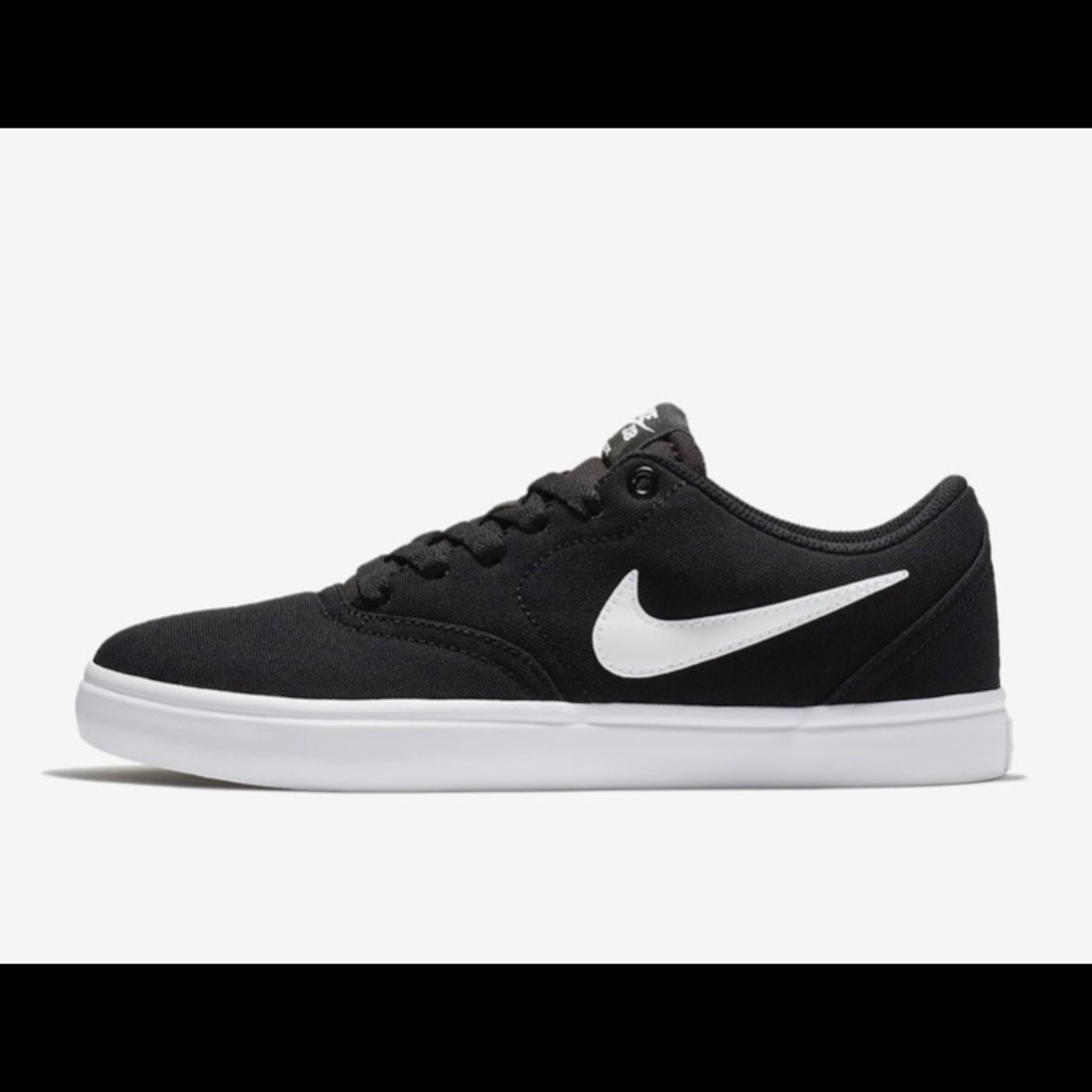 Nike Women’s SB Check Solar Canvas Shoe
